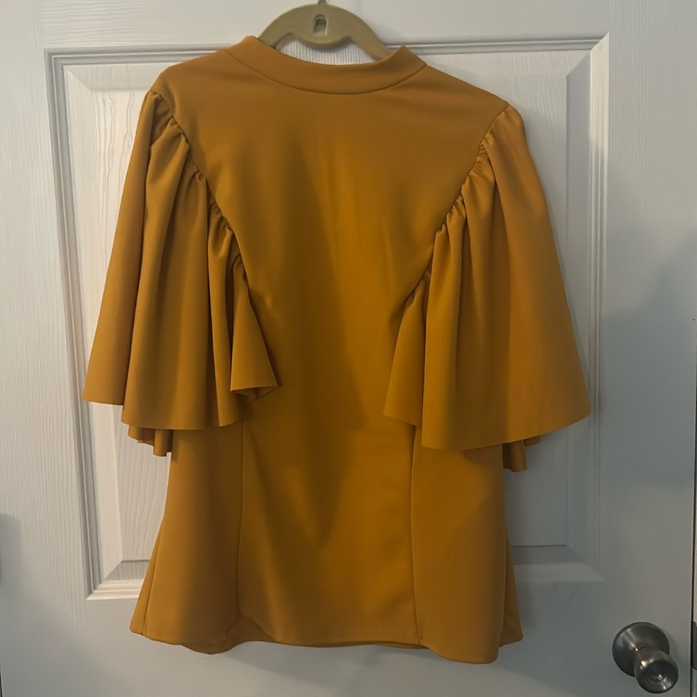 Fall yellow top